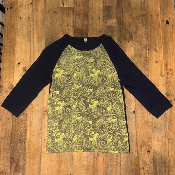 Saks Fifth Avenue Silk/Cashmere Blend 3/4 Sleeve Top‎ - Picture 1 of 3